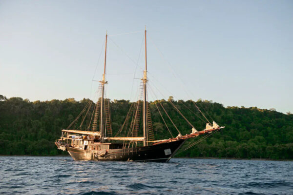 Labuan Bajo Boat trip